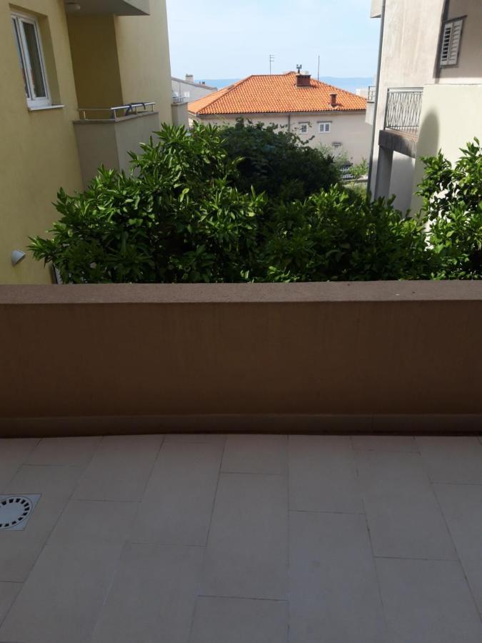 Apartments Smiljana Mucic Makarska Exterior photo